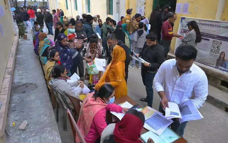 For ’26 polls, thousands spend ’25 last day in SIR hearing queues