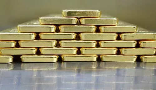 Gold worth Rs 3.8 crore seized at Mumbai airport