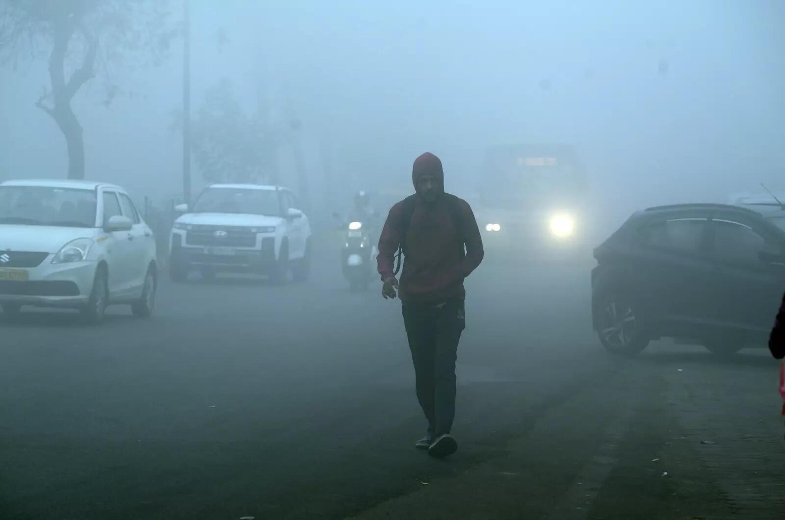 Bhubaneswar enveloped by fog; flights diverted, trains delayed