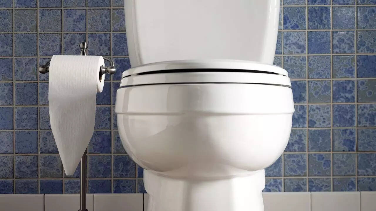 The hidden reason you should close the toilet lid before flushing