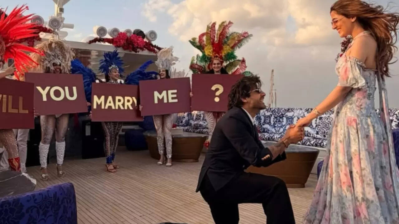 Kriti's sister Nupur Sanon EXCHANGE RINGS with Stebin Ben