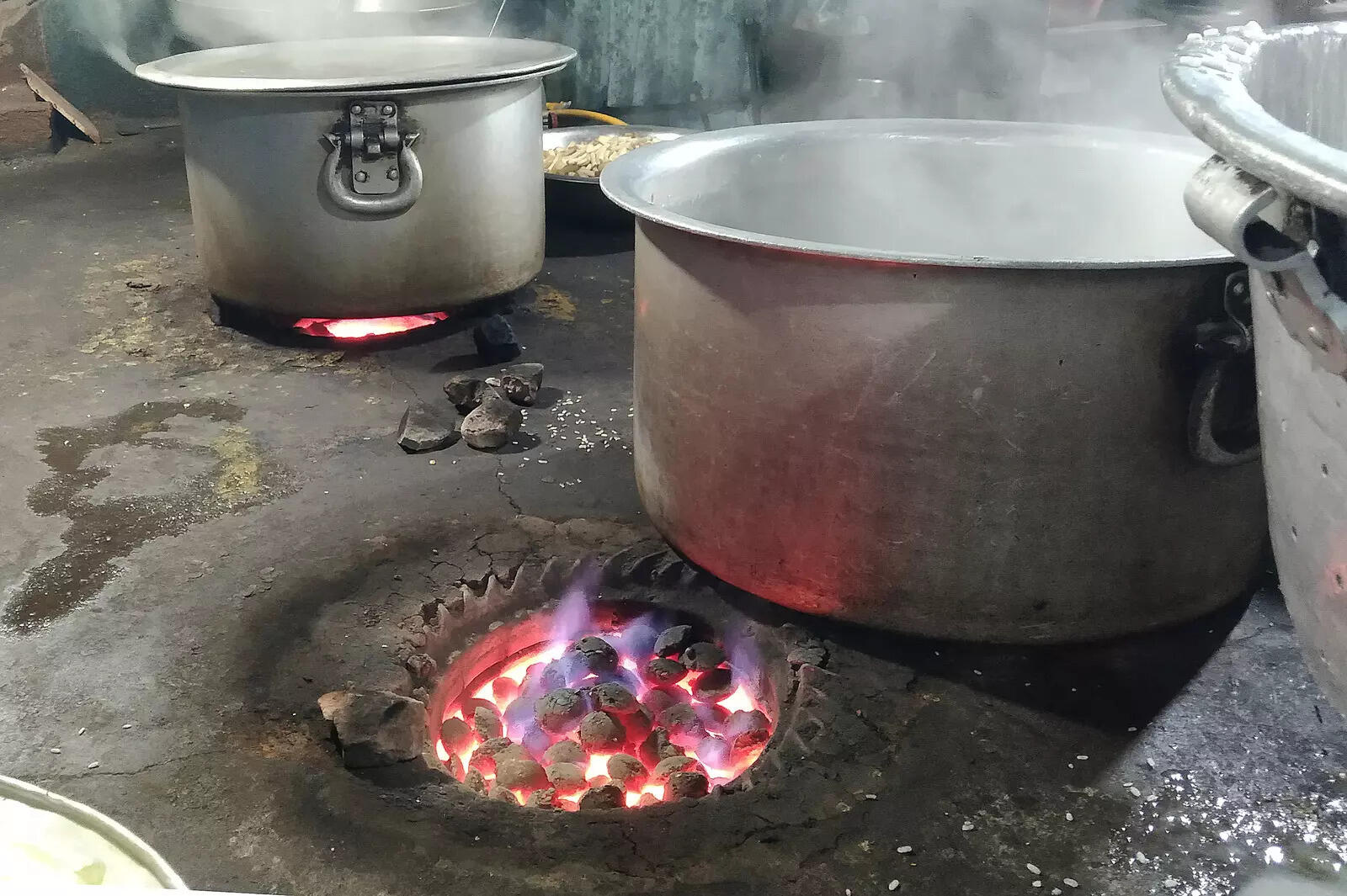 Bhubaneswar Municipal Corporation to seal hotels, dhabas using chullahs to curb air pollution