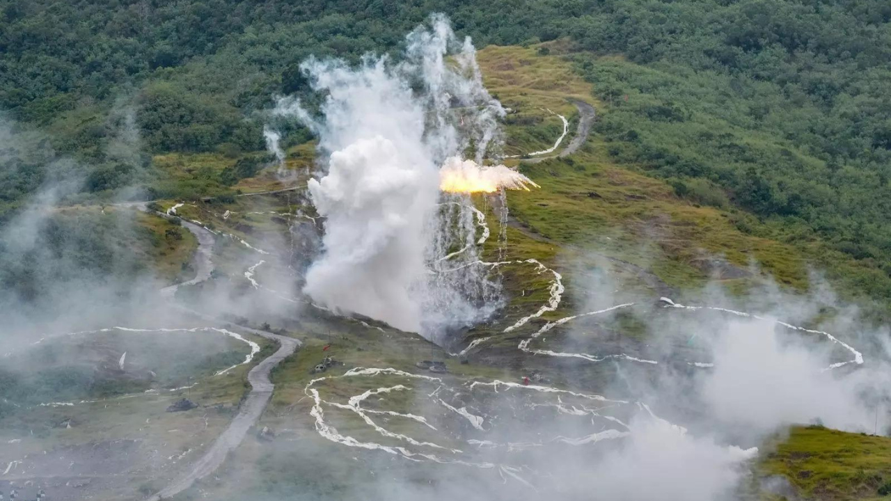 Taiwan detects 8 sorties of Chinese PLA aircraft, 7 naval vessels around its territory