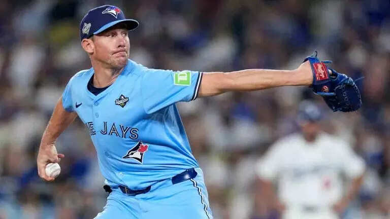 MLB trade rumors: Blue Jays eye $500mn Chicago Cubs superstar signing