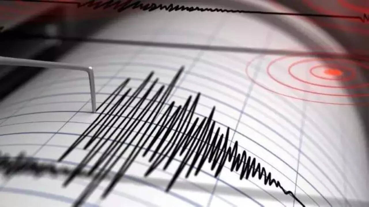 6.7 magnitude earthquake strikes Philippines; no tsunami alert yet