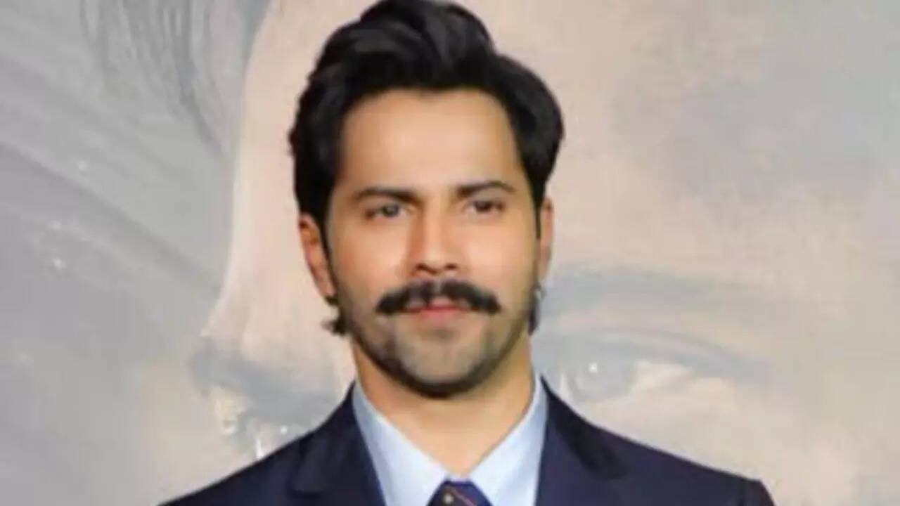 Amid ‘Border 2’ song trolling, Varun Dhawan keeps his cool and greets with folded hands