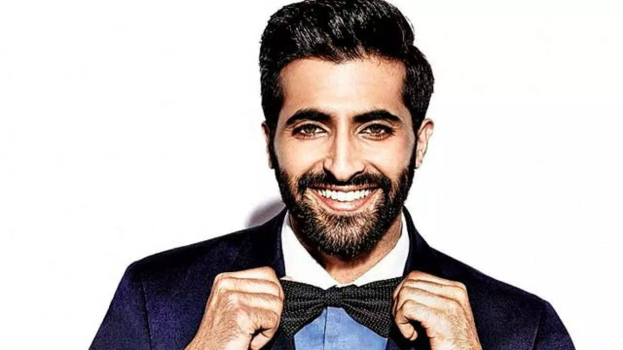 King: Akshay Oberoi calls working with Shah Rukh Khan transformative