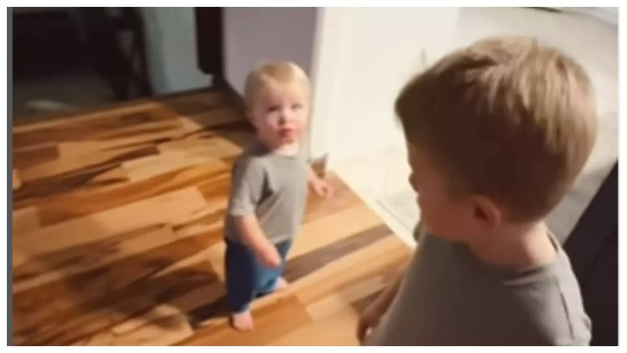 Mother of two boys leaves home for a movie at bedtime, husband records the kids' emotional reaction; leaves the internet melting