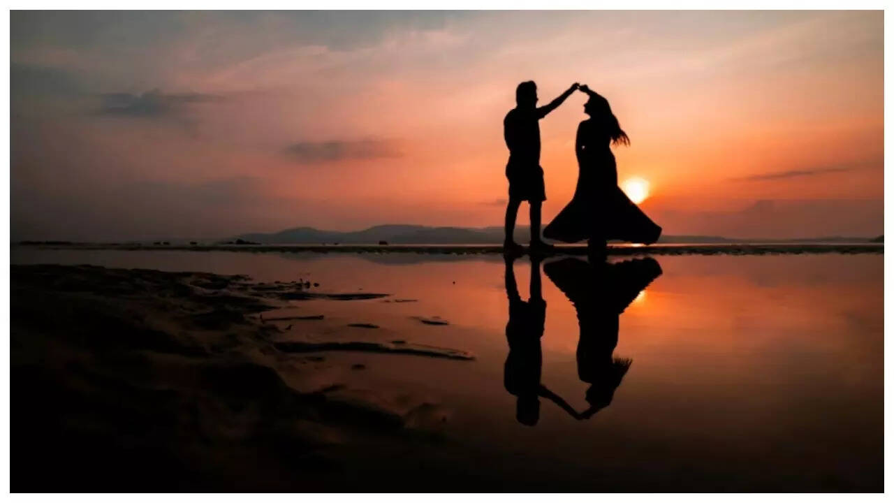 Flipping the script: New study says men are more 'romantic' than women, crave for emotional security