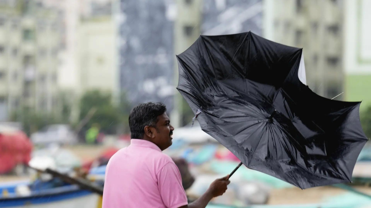 Heavy rain in Chennai from tomorrow as Bay depression moves towards Tamil Nadu; IMD issues orange alert