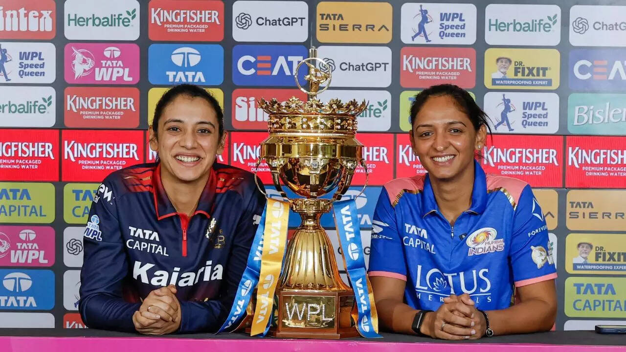 MI vs RCB: RCB skipper Mandhana wins toss, opts to bowl against MI