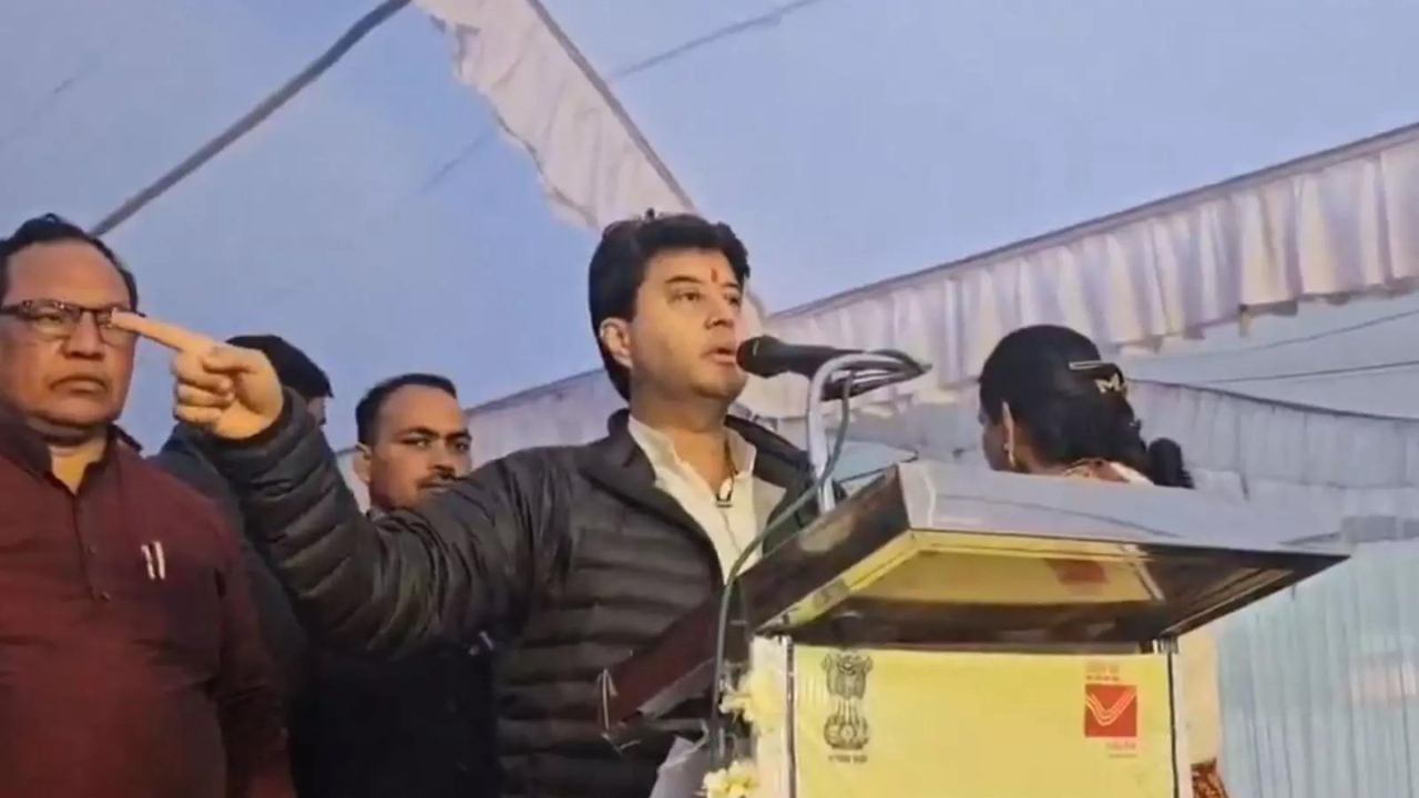 Jyotiraditya Scindia announces Speed Post 24 and 48 services