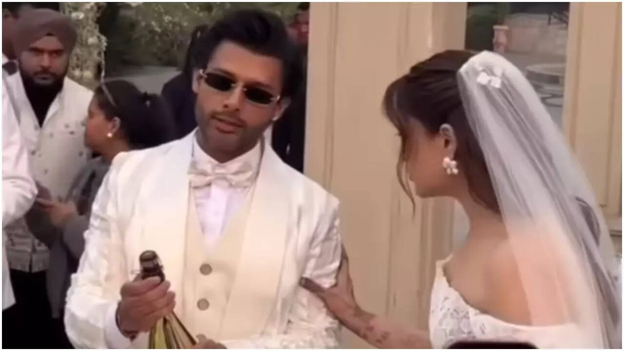 Nupur-Stebin pop champagne as they celebrate Christian wedding