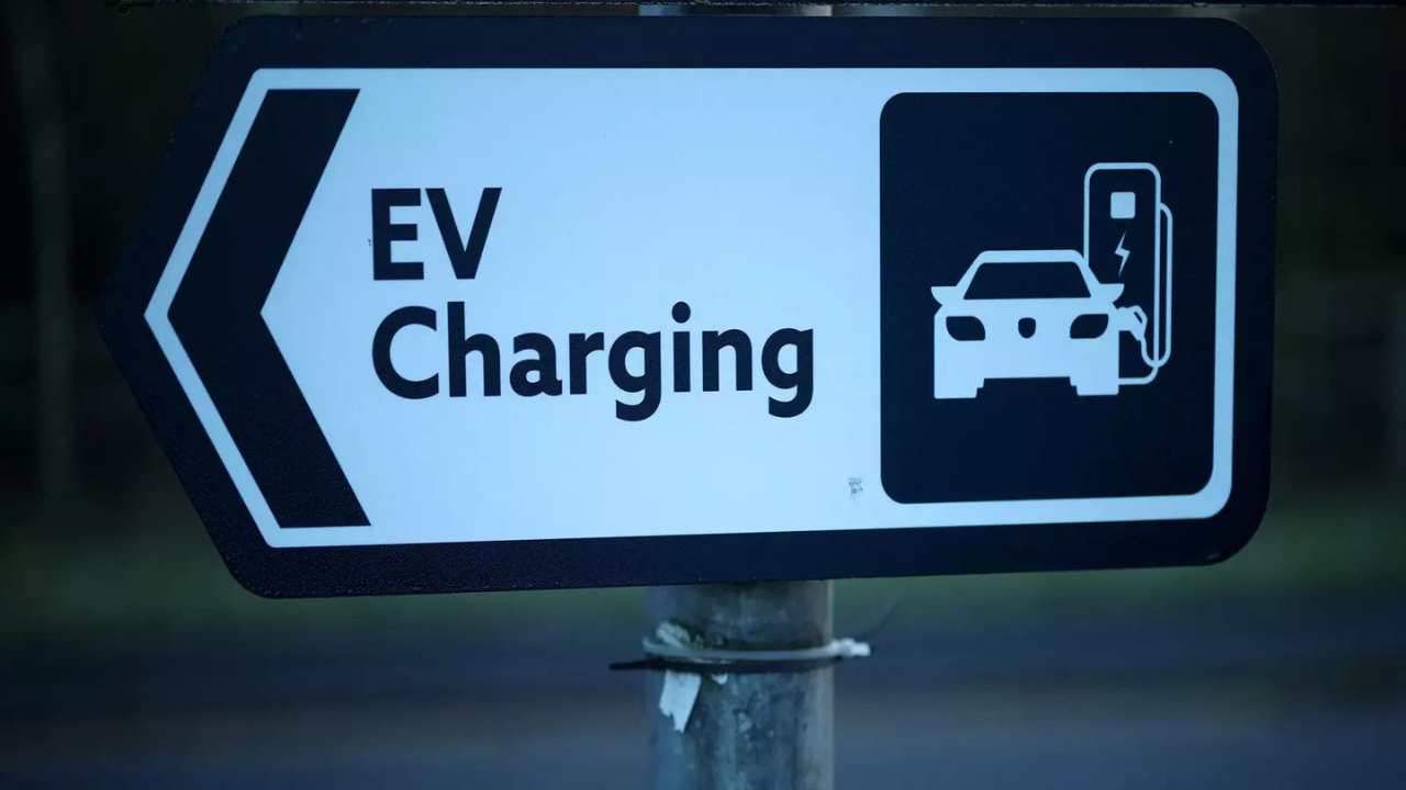 EV adoptions gathers pace in 2025: Sales hit 2.3 million units; UP, Maharashtra lead sales