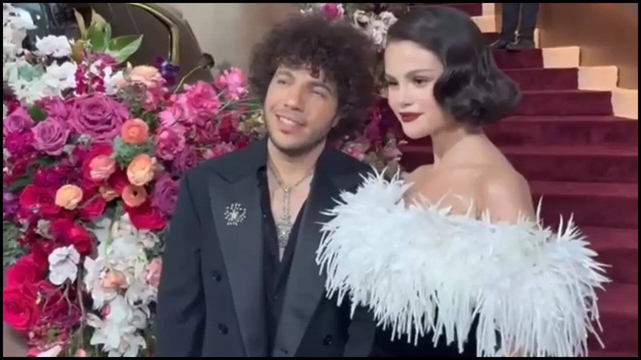 Selena Gomez and Benny Blanco wow fans on red carpet