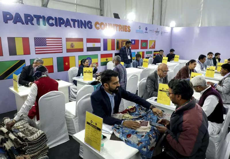 Essar signs MoU at Vibrant Gujarat Regional Conference in Rajkot; to invest Rs 5,100 crore for bio-fuel project