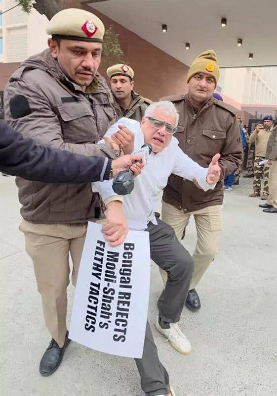 ED broke law, party chief’s presence was essential: Trinamool to tell SC