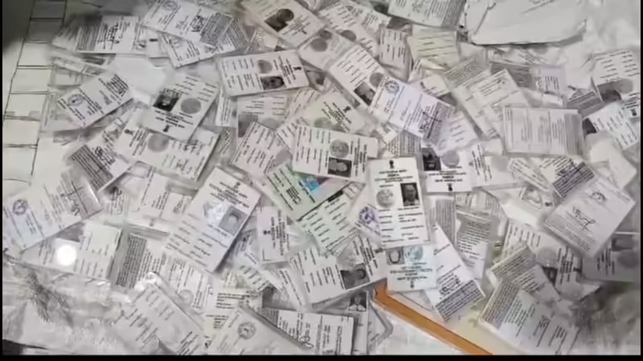 Maha civic polls: Voter ID cards found in garbage