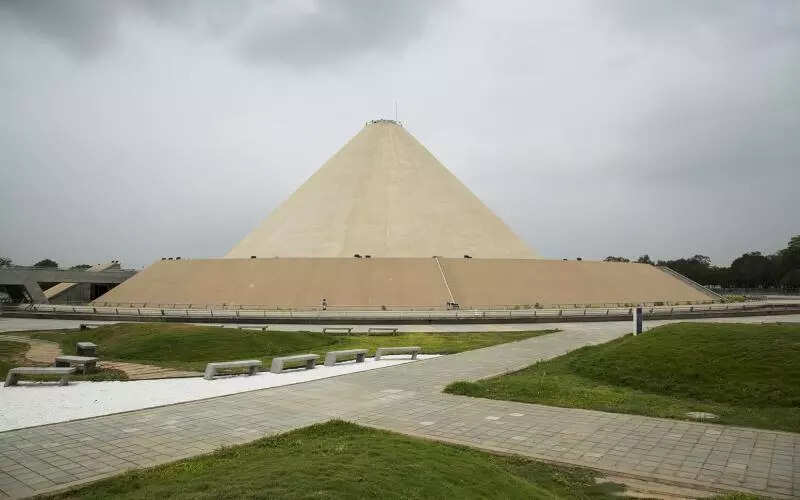 Event management agency fined Rs 40,for leaving a mess at Mahatma Mandir in Gandhinagar