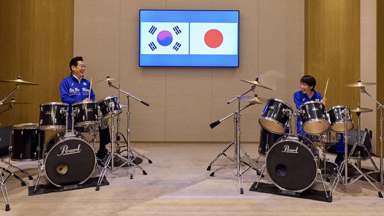 'Dynamite' diplomacy: Japan's Takaichi, South Korea's Lee Jae Myung in K-pop drum battle— watch