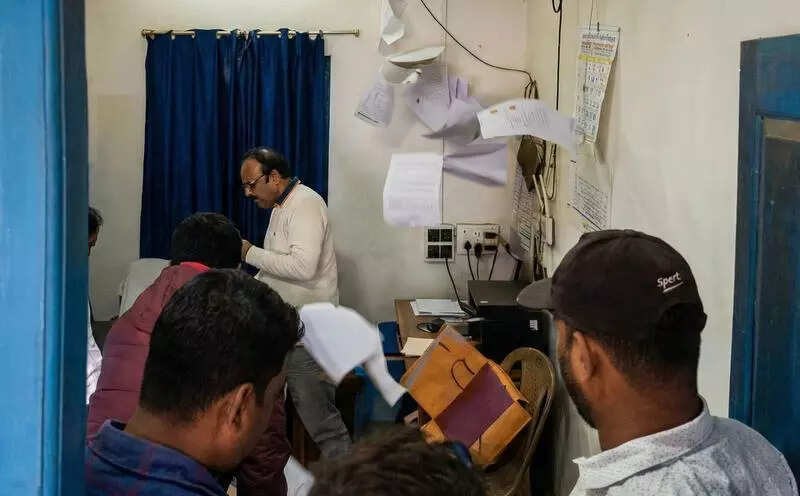 Chaos in Farakka: 30 BLOs quit, BDO office vandalised