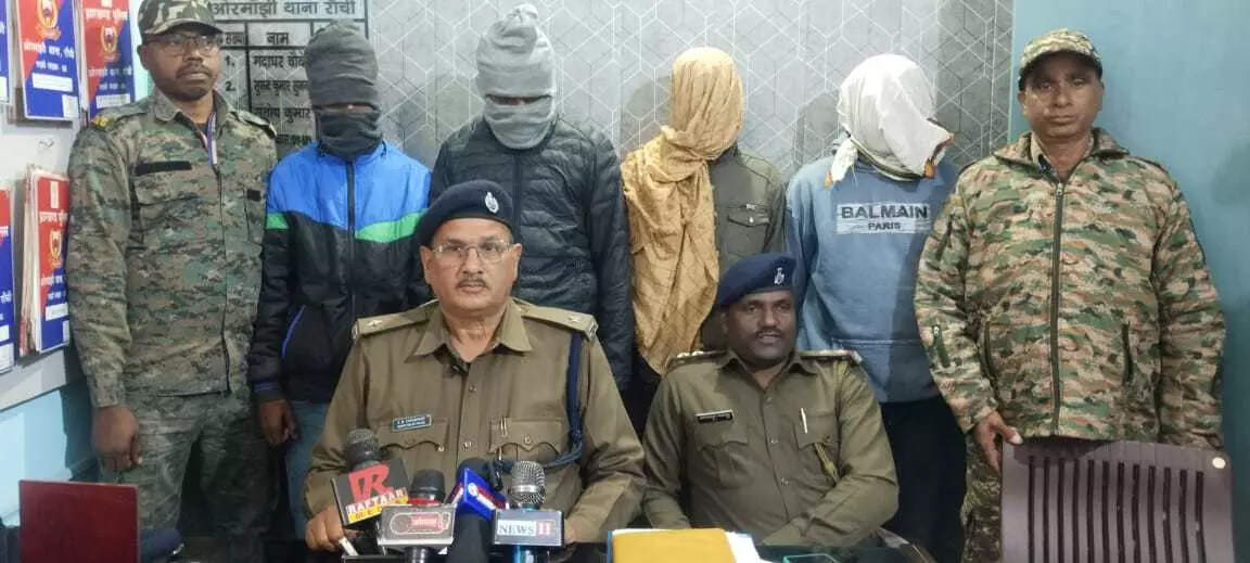 Four nabbed for putting bus on fire in Ormanjhi