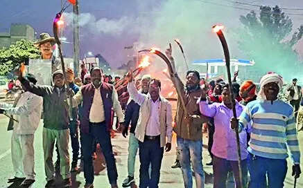 Bandh call over Khunti village head’s murder draws mixed response
