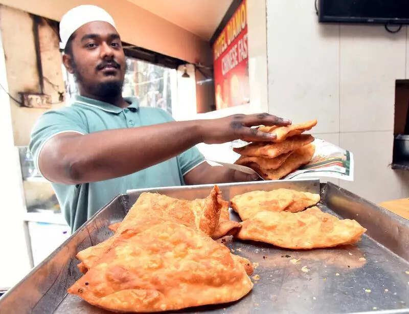 Looking for Lukhmi: A Royal Snack From Hyderabad Now Finds Few Patrons