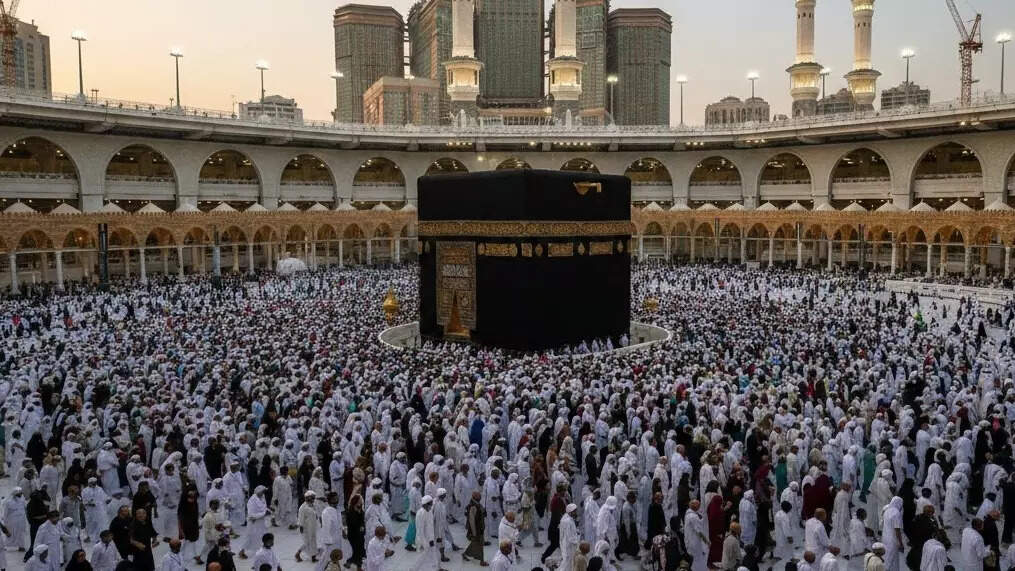 Umrah packages touch Dh8,000 as Ramadan 2026 travel demand rises in UAE