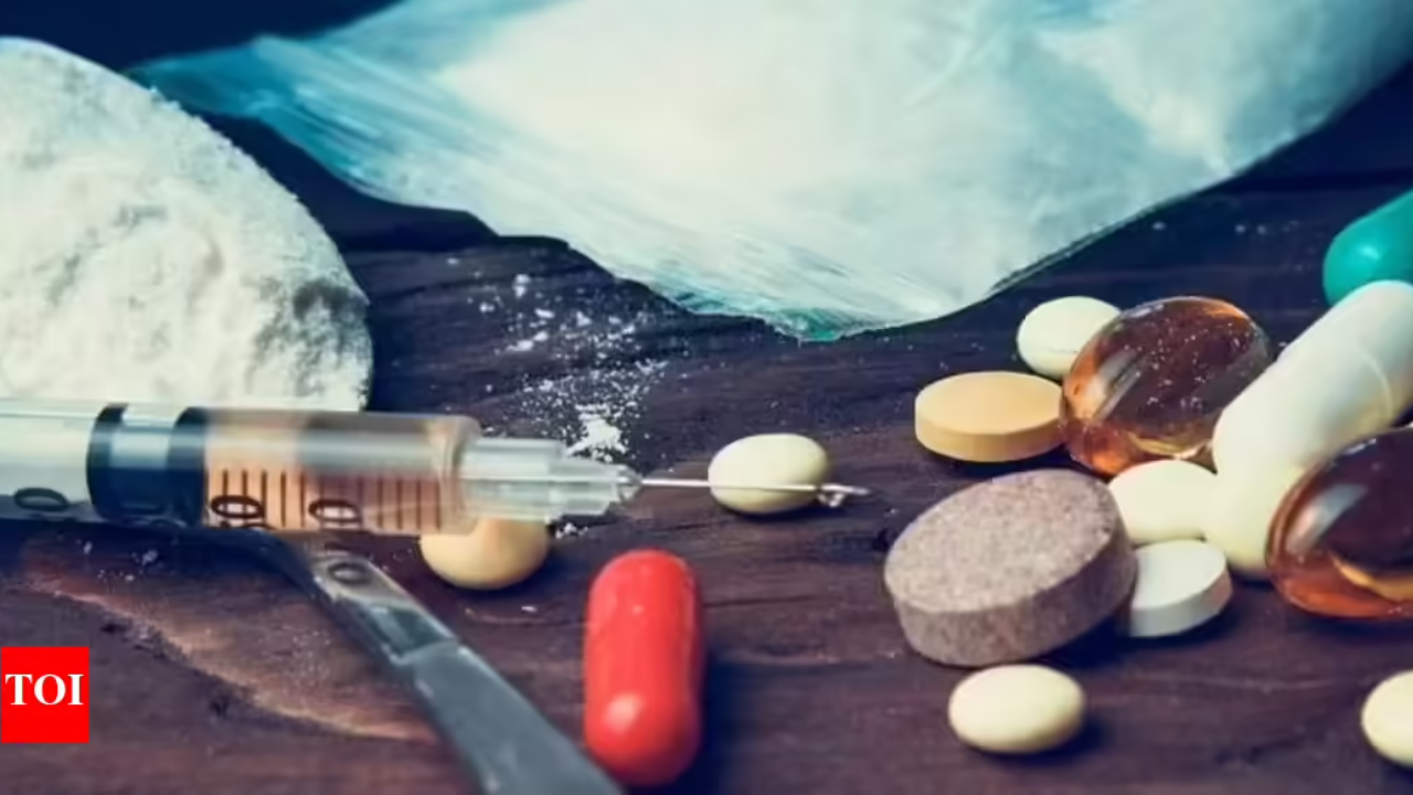 Delhi police bust Nigerian drug syndicate; arrest 2 with cocaine and MDMA