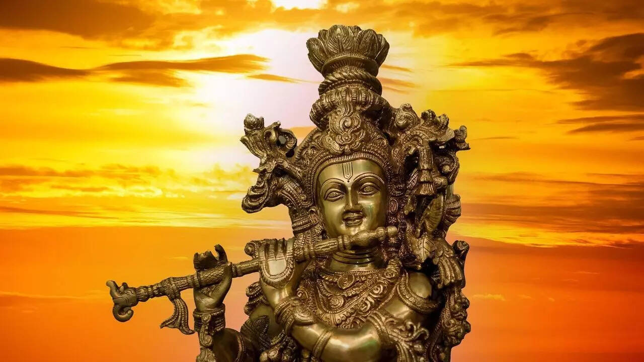 Quote of the day from Bhagavad Gita: "I Am the Moon Among the Nakshatras"