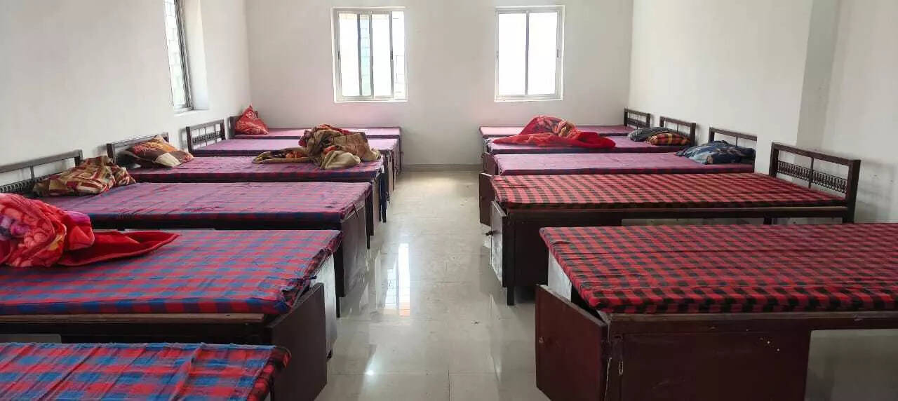 Daltonganj Cold Shelter Underutilized Despite Biting Cold