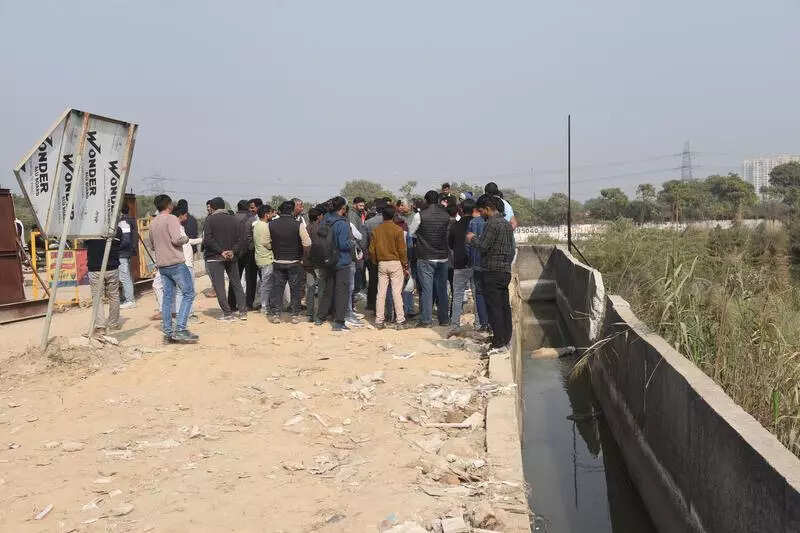 Crash on 90-degree road: How civic neglect killed techie in &lsquo;planned&rsquo; Noida