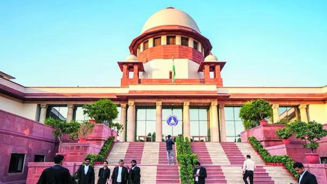 SC seeks govt stand on AC rail fare cut for acid attack survivors