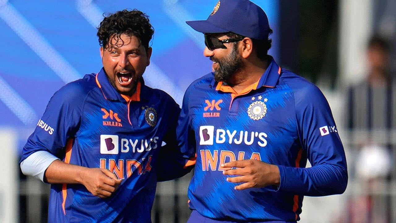 'Ball daal apna chup chap aur peeche ja': Rohit Sharma to Kuldeep Yadav