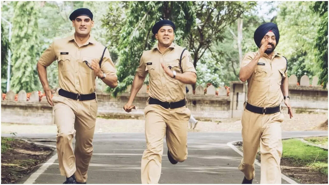 Border 2: Ahan drops BTS pics with Varun and Diljit