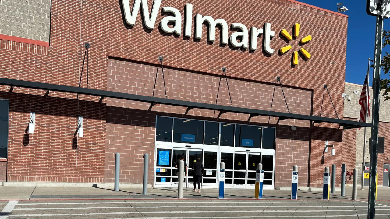 Walmart to cut 10 percent stake in PhonePe IPO