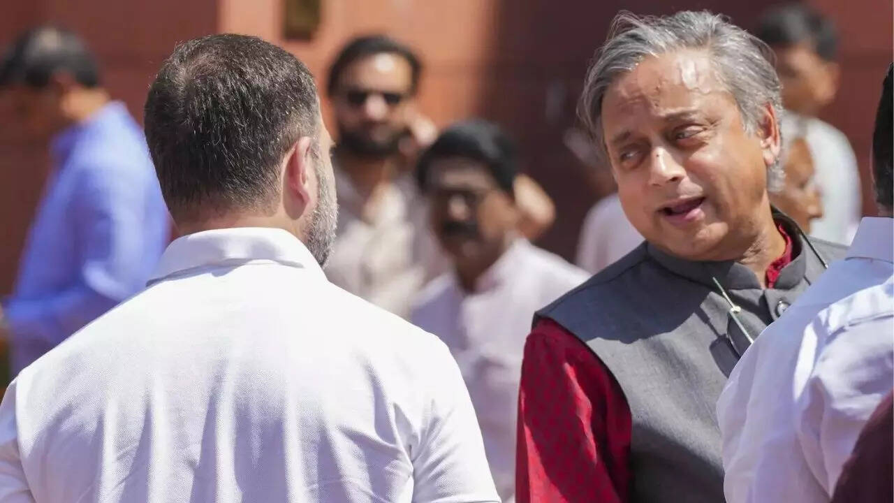 Tharoor not relevant? Congress netas big attack as Kerala MP skips key poll meet