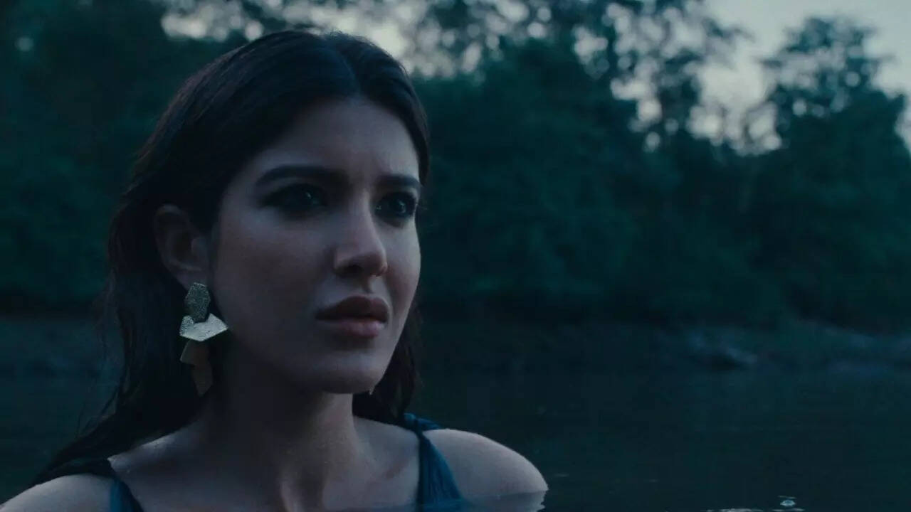 'Tu Yaa Main' trailer: Karan, Suhana, Ananya praise the film