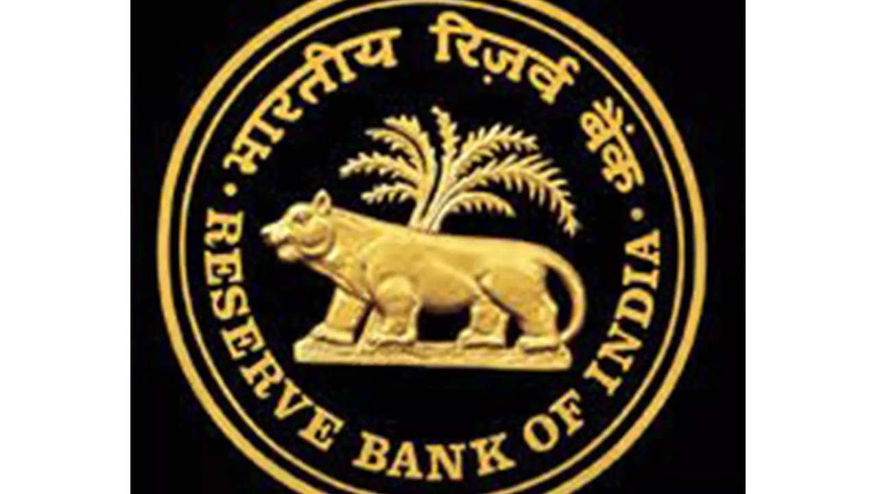 11.6k cr pay day at PSU insurers, RBI