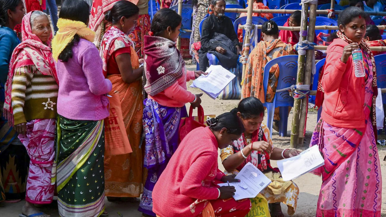 Adjourn West Bengal SIR hearing, file FIR if attacked: CEO