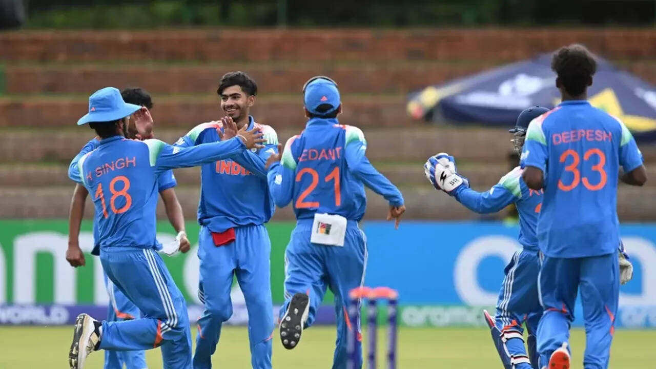IND vs NZ U19 WC LIVE: India bowl out Kiwis for 135 in rain-hit affair