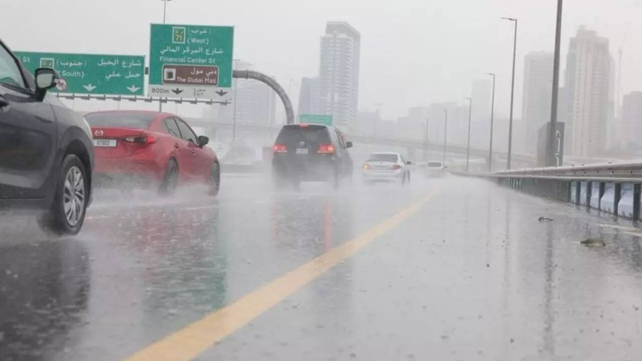5.8°C in the UAE? Unsettled weather forecast reveals winter turns wild as rain, dust and gusty winds roll