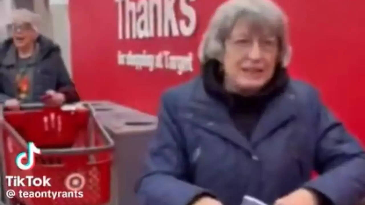 Minnesota Salt Protest: Activists disrupt Target with salt-buying tactic; video shows lines at stores