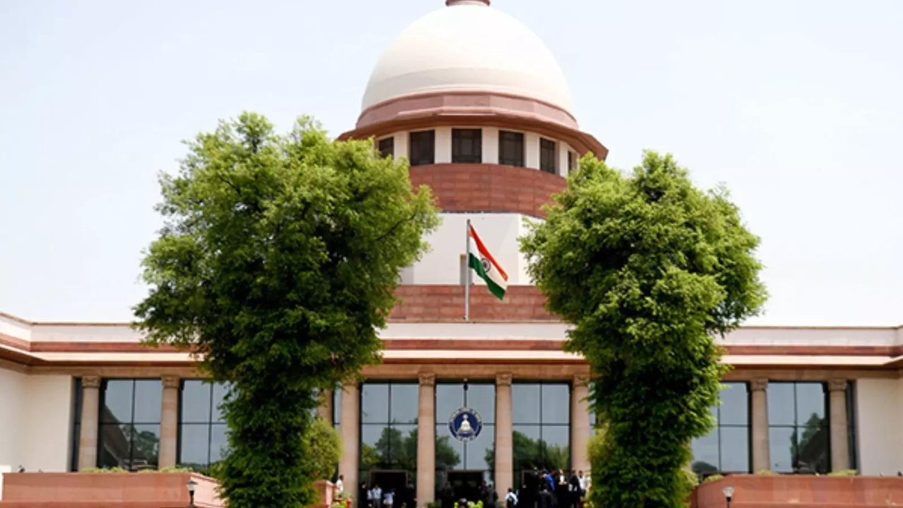 Magistrate cannot be a judge in his own cause: Supreme Court