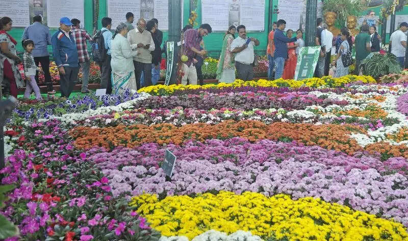 Unique theme, long weekend break January jinx at flower show in Bengaluru’s Lalbagh