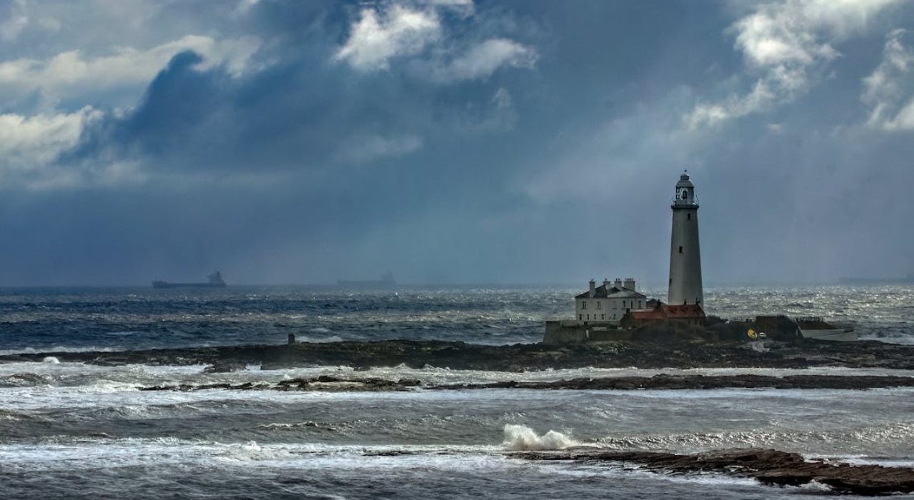 Alert: UK households urged to stockpile three essentials ahead of Storm Chandra power cut risk