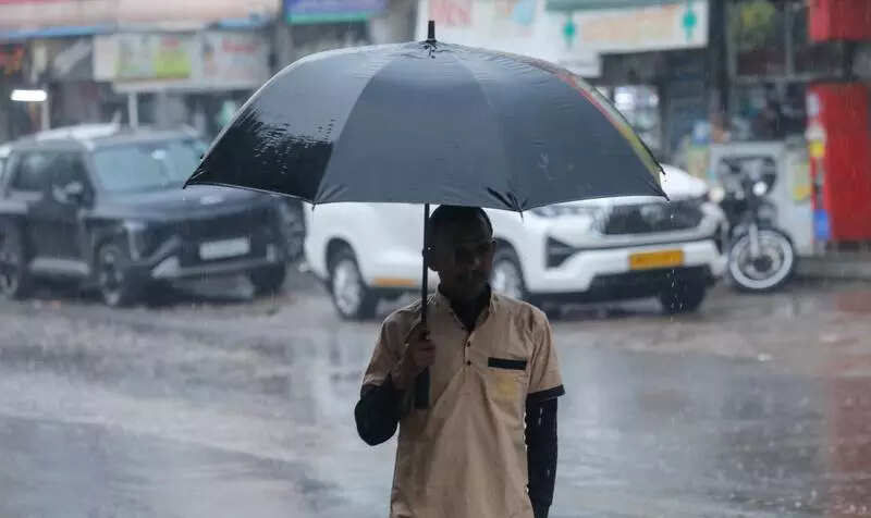 After showers, Gurgaon’s minimum temperature rises to 5.8°C, but will dip