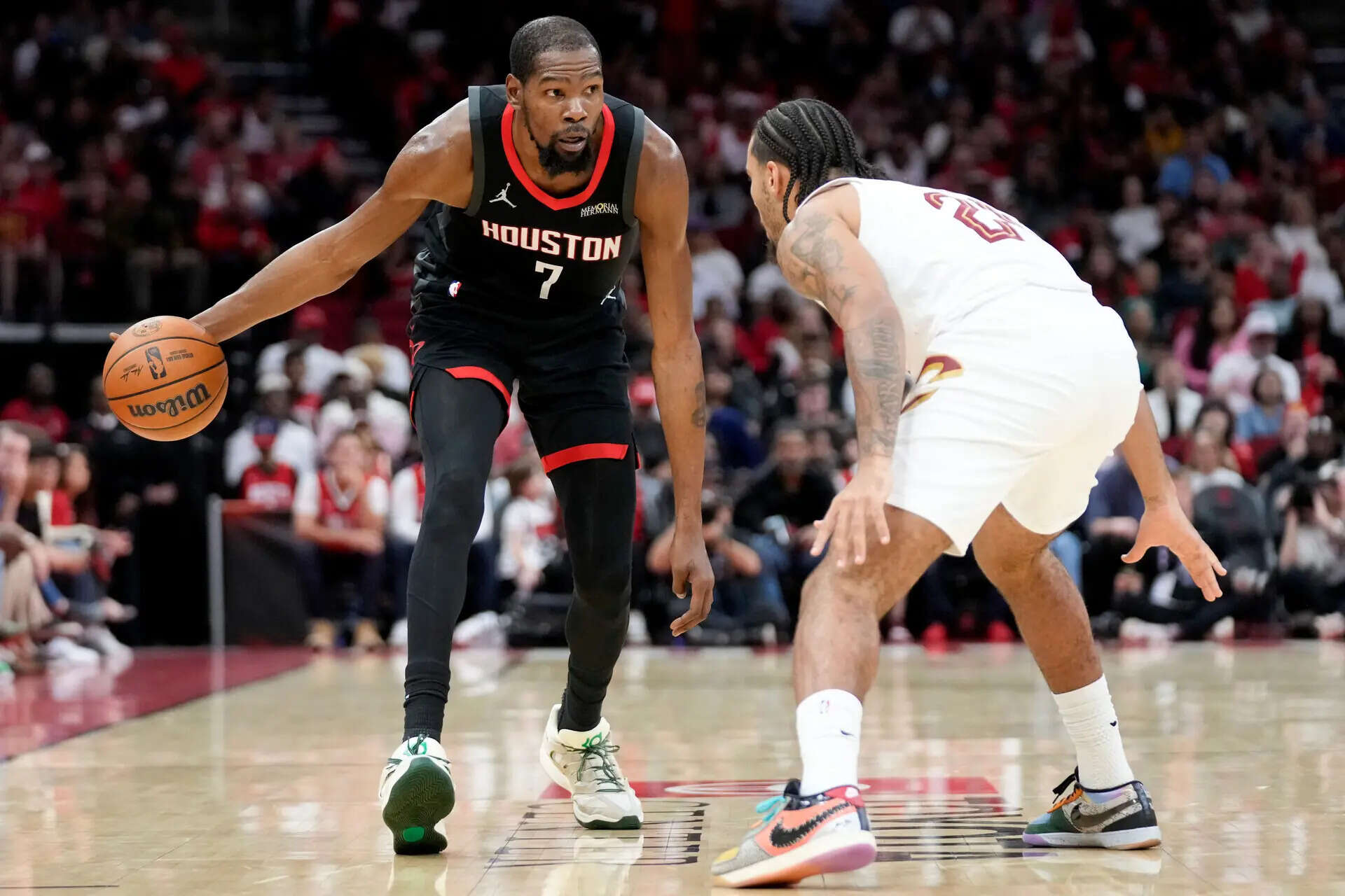 NBA trade rumors: Rockets eye $197mn Cavaliers star to pair with Kevin Durant