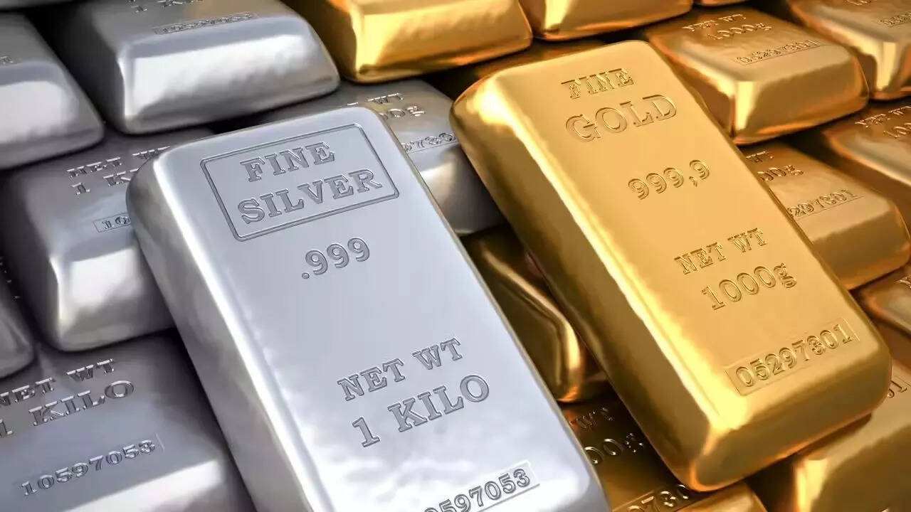 For haven’s sake: Gold, silver continue to rally